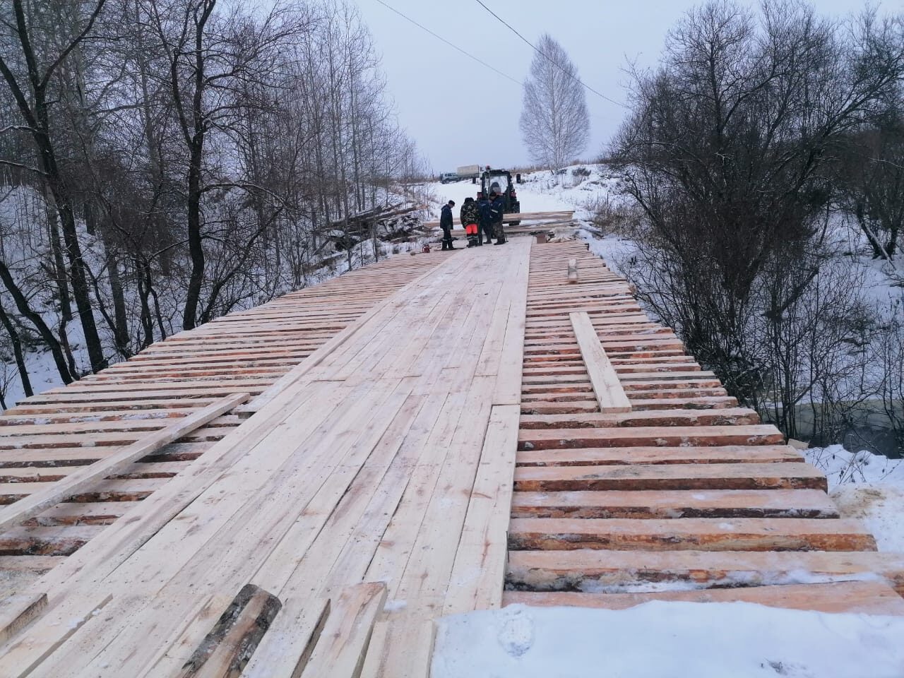 Продолжение ремонтных работ на мосту через р. Кип в д. Поддол..